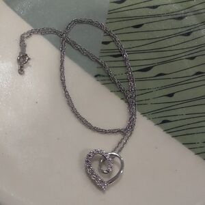 Platina 4 Diamond Accent Heart Necklace